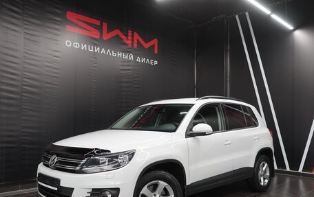 Volkswagen Tiguan I, 2013 год, 1 801 000 рублей, 1 фотография