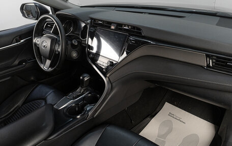 Toyota Camry, 2018 год, 2 929 000 рублей, 12 фотография