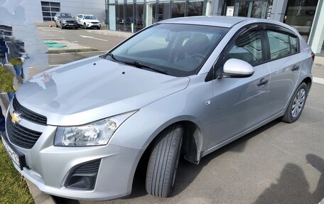 Chevrolet Cruze II, 2013 год, 940 000 рублей, 3 фотография