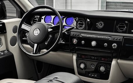 Rolls-Royce Phantom VII рестайлинг, 2016 год, 47 250 000 рублей, 14 фотография