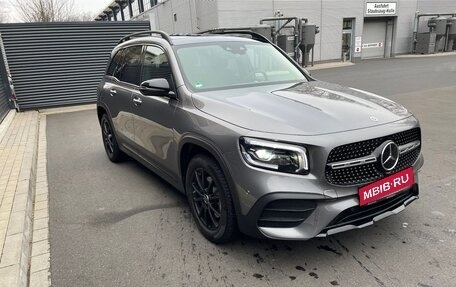 Mercedes-Benz GLB AMG, 2022 год, 4 200 000 рублей, 1 фотография