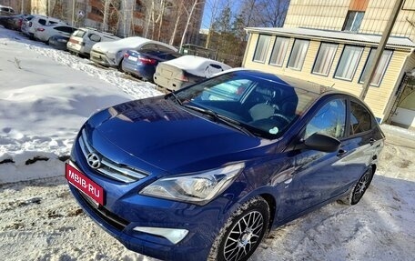 Hyundai Solaris II рестайлинг, 2015 год, 1 100 000 рублей, 1 фотография