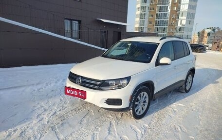 Volkswagen Tiguan I, 2017 год, 1 990 000 рублей, 2 фотография