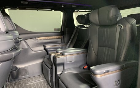 Toyota Alphard III, 2018 год, 4 950 000 рублей, 19 фотография