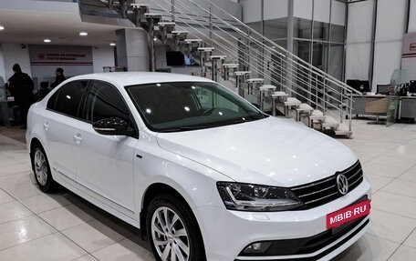 Volkswagen Jetta VI, 2018 год, 1 520 000 рублей, 3 фотография