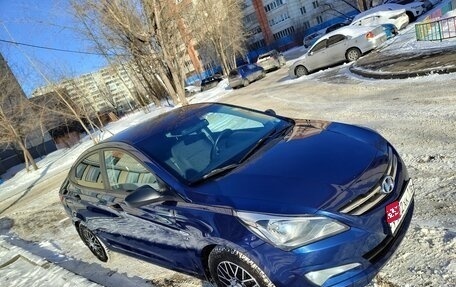 Hyundai Solaris II рестайлинг, 2015 год, 1 100 000 рублей, 2 фотография