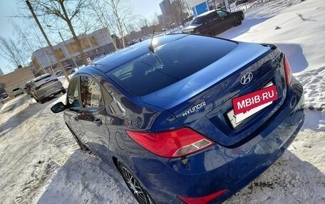 Hyundai Solaris II рестайлинг, 2015 год, 1 100 000 рублей, 4 фотография