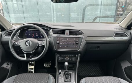 Volkswagen Tiguan II, 2018 год, 2 920 000 рублей, 14 фотография