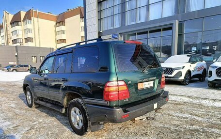 Toyota Land Cruiser 100 рестайлинг 2, 1998 год, 1 490 000 рублей, 3 фотография