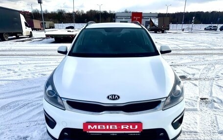 KIA Rio IV, 2020 год, 1 550 000 рублей, 2 фотография