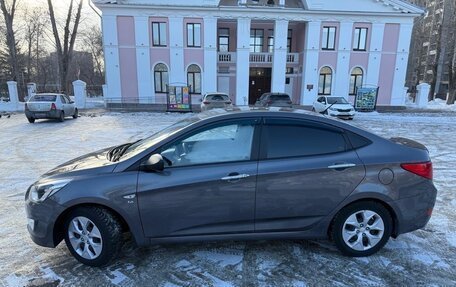 Hyundai Solaris II рестайлинг, 2015 год, 1 290 000 рублей, 3 фотография