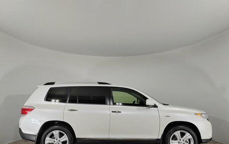 Toyota Highlander III, 2012 год, 1 950 000 рублей, 4 фотография