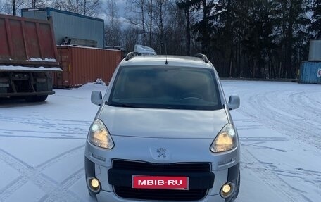 Peugeot Partner II рестайлинг 2, 2012 год, 760 000 рублей, 1 фотография