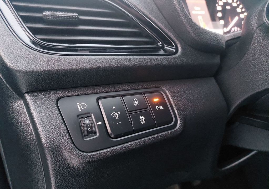 Hyundai Solaris, 2021 год, 1 760 000 рублей, 31 фотография