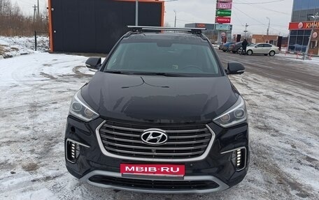 Hyundai Santa Fe III рестайлинг, 2017 год, 2 500 000 рублей, 1 фотография