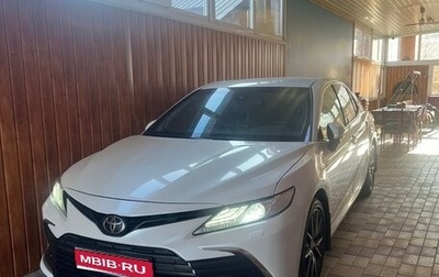 Toyota Camry, 2021 год, 3 390 000 рублей, 1 фотография