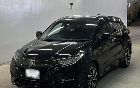 Honda Vezel, 2020 год, 1 670 000 рублей, 1 фотография