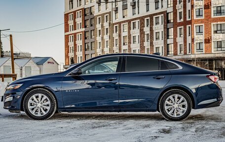 Chevrolet Malibu IX, 2019 год, 1 695 000 рублей, 6 фотография