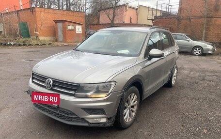 Volkswagen Tiguan II, 2017 год, 1 250 000 рублей, 2 фотография