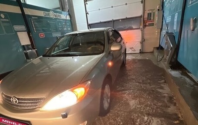 Toyota Camry V40, 2004 год, 740 000 рублей, 1 фотография