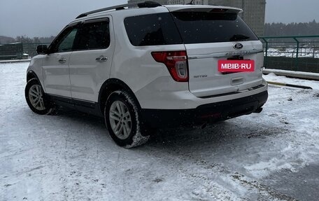 Ford Explorer VI, 2011 год, 1 600 000 рублей, 4 фотография