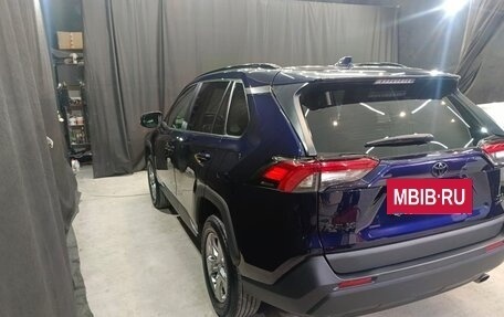 Toyota RAV4, 2022 год, 4 000 000 рублей, 11 фотография