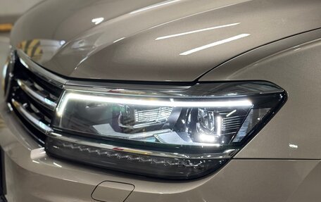 Volkswagen Tiguan II, 2019 год, 2 690 000 рублей, 17 фотография