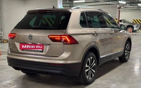 Volkswagen Tiguan II, 2019 год, 2 690 000 рублей, 6 фотография