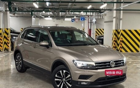 Volkswagen Tiguan II, 2019 год, 2 690 000 рублей, 3 фотография