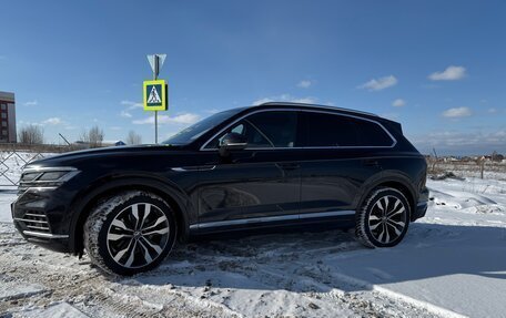 Volkswagen Touareg III, 2021 год, 7 100 000 рублей, 6 фотография