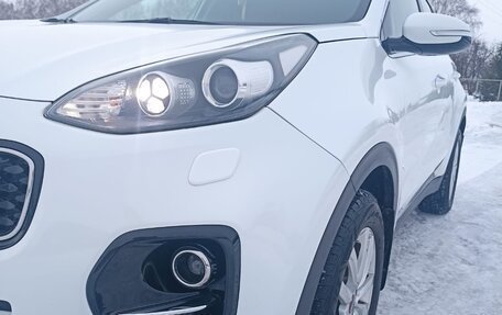 KIA Sportage IV рестайлинг, 2017 год, 2 430 000 рублей, 3 фотография