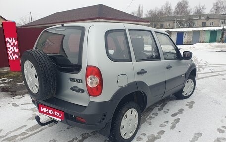 Chevrolet Niva I рестайлинг, 2015 год, 665 000 рублей, 8 фотография