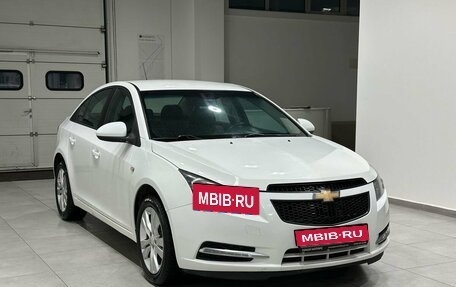 Chevrolet Cruze II, 2011 год, 959 900 рублей, 1 фотография