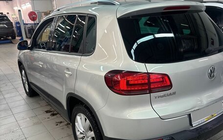 Volkswagen Tiguan I, 2015 год, 1 577 000 рублей, 10 фотография