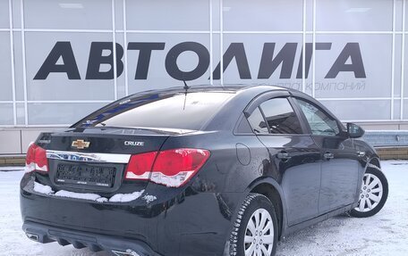 Chevrolet Cruze II, 2011 год, 557 000 рублей, 2 фотография