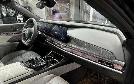 BMW 7 серия, 2024 год, 19 900 000 рублей, 24 фотография