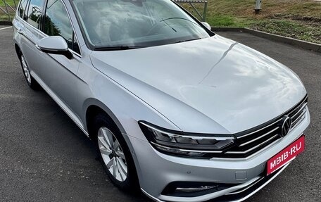 Volkswagen Passat B8 рестайлинг, 2021 год, 2 520 000 рублей, 1 фотография