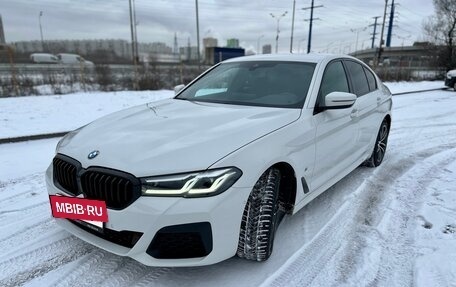 BMW 5 серия, 2022 год, 5 650 000 рублей, 2 фотография