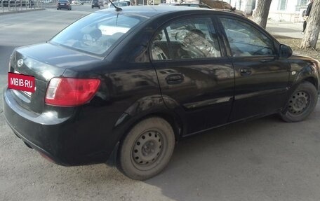 KIA Rio II, 2009 год, 675 000 рублей, 2 фотография