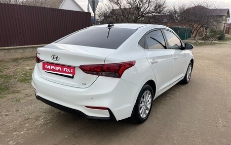 Hyundai Solaris II рестайлинг, 2018 год, 1 675 000 рублей, 5 фотография