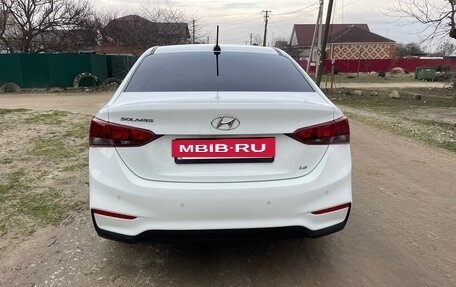 Hyundai Solaris II рестайлинг, 2018 год, 1 675 000 рублей, 6 фотография