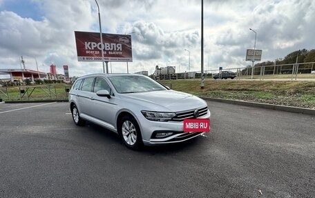 Volkswagen Passat B8 рестайлинг, 2021 год, 2 520 000 рублей, 2 фотография