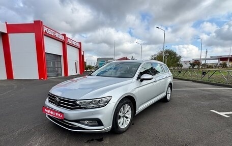 Volkswagen Passat B8 рестайлинг, 2021 год, 2 520 000 рублей, 3 фотография