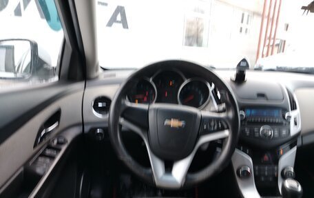 Chevrolet Cruze II, 2013 год, 692 000 рублей, 6 фотография