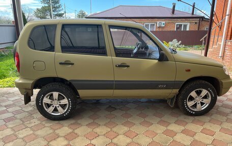 Chevrolet Niva I рестайлинг, 2006 год, 650 000 рублей, 2 фотография