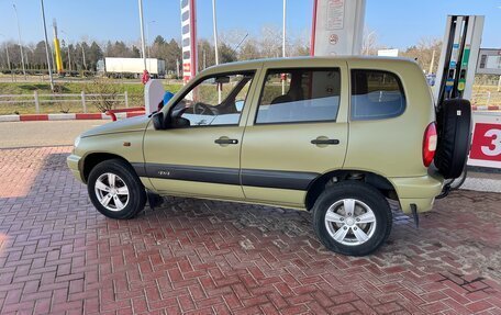 Chevrolet Niva I рестайлинг, 2006 год, 650 000 рублей, 3 фотография