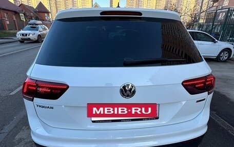 Volkswagen Tiguan II, 2020 год, 3 050 000 рублей, 19 фотография