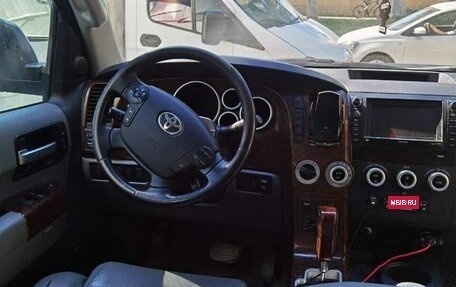 Toyota Sequoia II рестайлинг, 2008 год, 2 500 000 рублей, 7 фотография