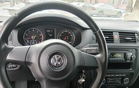 Volkswagen Jetta VI, 2012 год, 1 300 000 рублей, 9 фотография