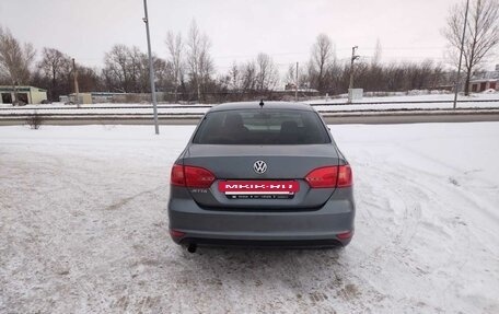 Volkswagen Jetta VI, 2012 год, 1 300 000 рублей, 4 фотография